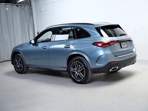 2026 Mercedes-Benz GLC 300 4MATIC