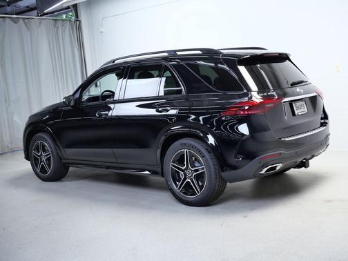 Black 2026 Mercedes-Benz GLE 450 4MATIC