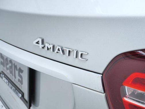 Polar Silver Metallic 2018 Mercedes-Benz GLA 250 4MATIC