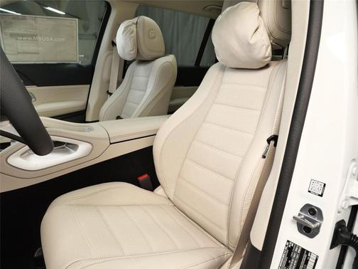 2026 Mercedes-Benz GLS 450 4MATIC