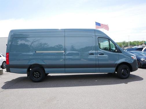 2025 Mercedes-Benz Sprinter 3500 High Roof