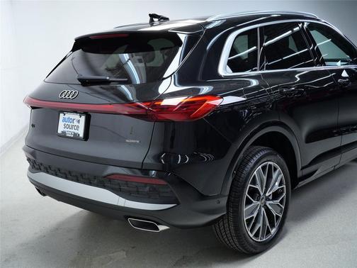 2025 Audi Q5 Premium Plus TFSI quattro S tronic