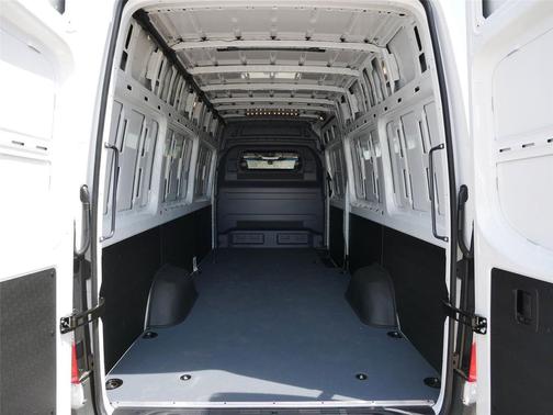 2025 Mercedes-Benz Sprinter 2500 High Roof