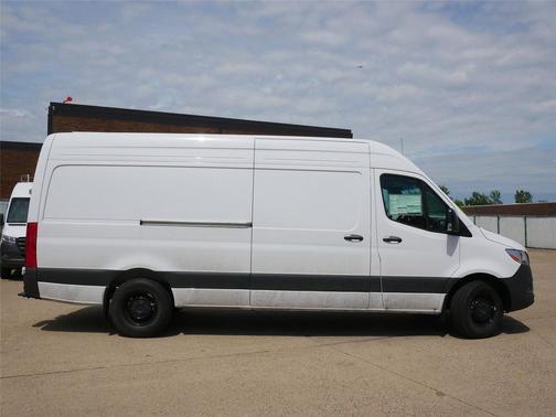 2025 Mercedes-Benz Sprinter 2500 High Roof