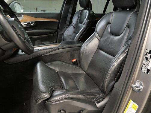 2020 Volvo XC90 T6 Inscription