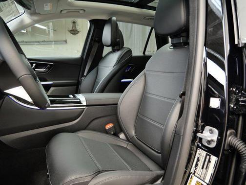 2025 Mercedes-Benz GLC 350e Base