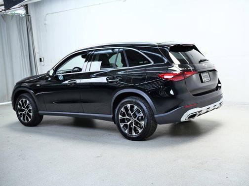 2025 Mercedes-Benz GLC 350e Base
