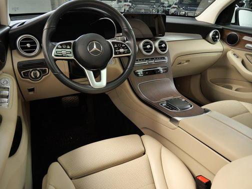 2021 Mercedes-Benz GLC 300 4MATIC