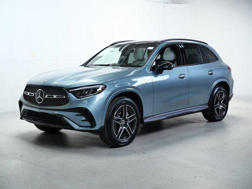 2025 Mercedes-Benz GLC 350e Base
