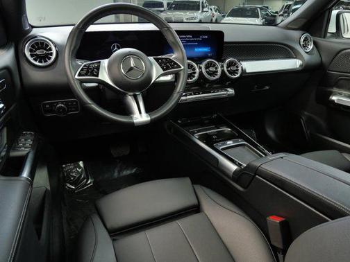 2024 Mercedes-Benz GLB 250 4MATIC