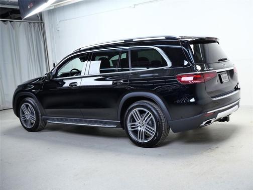 2026 Mercedes-Benz GLS 450 4MATIC