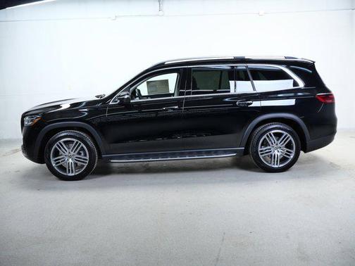 2026 Mercedes-Benz GLS 450 4MATIC