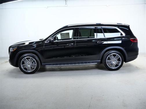 2026 Mercedes-Benz GLS 450 4MATIC