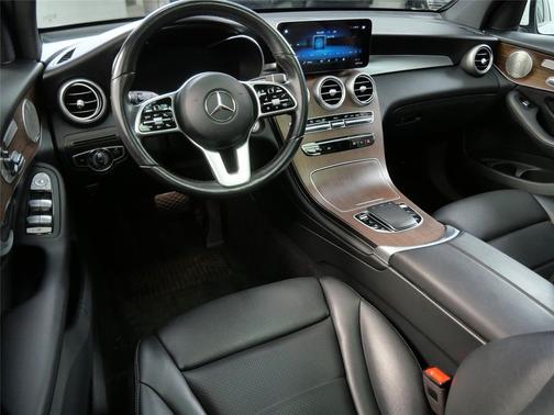 2021 Mercedes-Benz GLC 300 4MATIC
