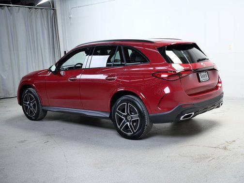 2026 Mercedes-Benz GLC 300 4MATIC
