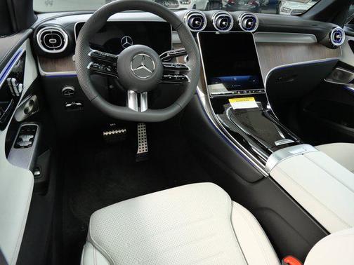 2026 Mercedes-Benz GLC 300 4MATIC