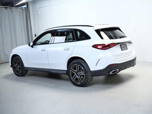 2026 Mercedes-Benz GLC 300 4MATIC
