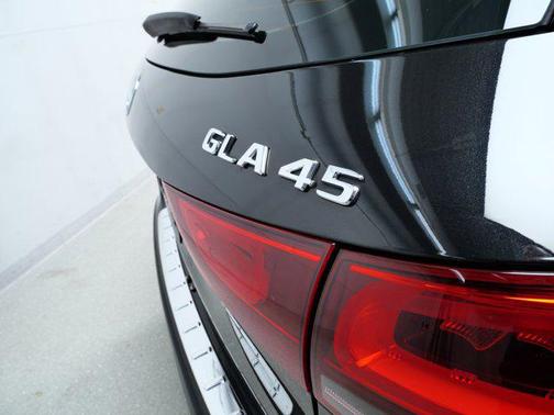 2022 Mercedes-Benz AMG GLA 45 Base 4MATIC