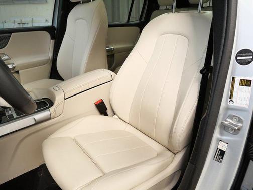Cirrus Silver Metallic 2026 Mercedes-Benz GLB 250 4MATIC