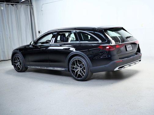 2025 Mercedes-Benz E-Class 4MATIC