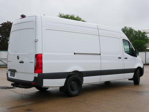 2025 Mercedes-Benz Sprinter 2500 High Roof