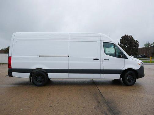 2025 Mercedes-Benz Sprinter 2500 High Roof