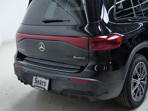 2024 Mercedes-Benz EQB 300 4MATIC