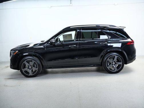 Obsidian Black Metallic 2026 Mercedes-Benz GLE 350 4MATIC