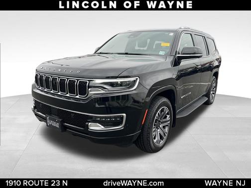 2023 Jeep Wagoneer Base