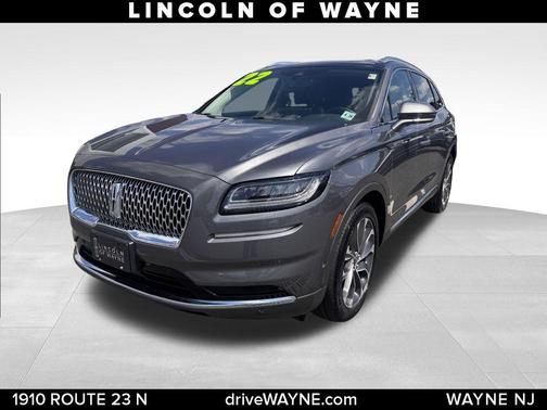 Metallic 2022 Lincoln Nautilus Reserve