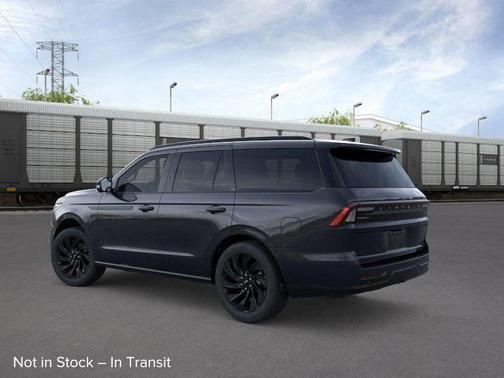 2025 Lincoln Navigator Reserve