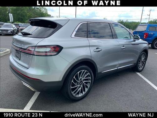 2020 Lincoln Nautilus Reserve