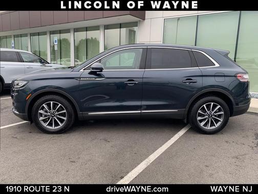 2022 Lincoln Nautilus Standard