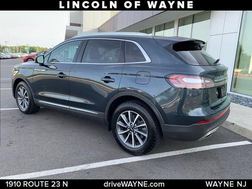 2022 Lincoln Nautilus Standard