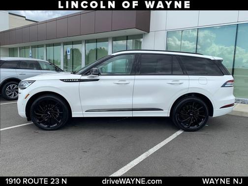 2022 Lincoln Aviator Reserve AWD