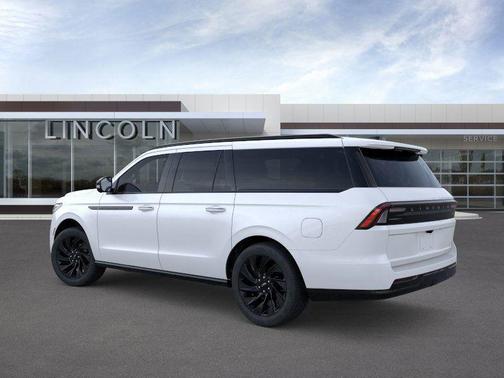 2026 Lincoln Navigator L Reserve