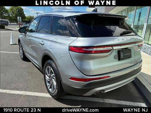 Silver Radiance Metallic 2024 Lincoln Corsair Premiere