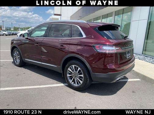 2023 Lincoln Nautilus Standard