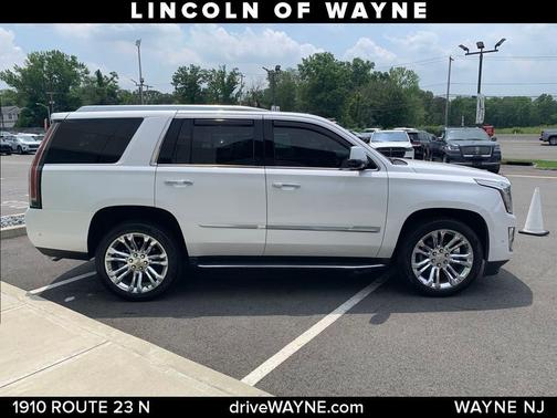 2019 Cadillac Escalade Luxury