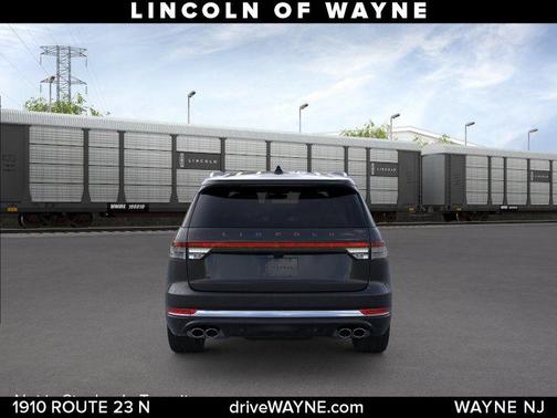 Infinite Black Metallic 2026 Lincoln Aviator Black Label AWD