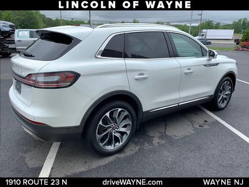 2022 Lincoln Nautilus Reserve
