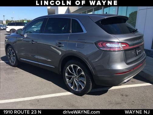 2022 Lincoln Nautilus Reserve