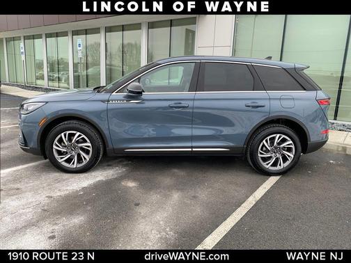 Blue Metallic 2023 Lincoln Corsair Standard