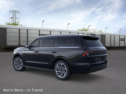 Infinite Black Metallic 2026 Lincoln Navigator Premiere
