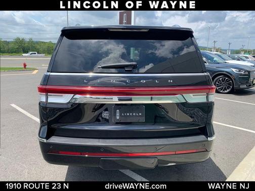 2023 Lincoln Navigator L Reserve