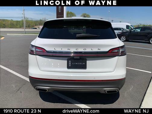 2022 Lincoln Nautilus Standard