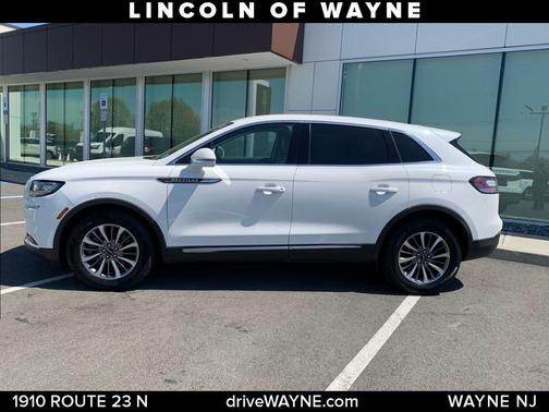 2022 Lincoln Nautilus Standard