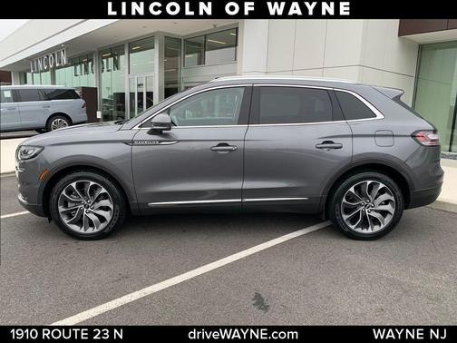 2022 Lincoln Nautilus Reserve