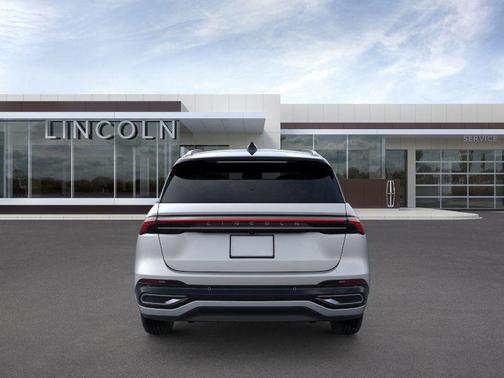 2025 Lincoln Nautilus Reserve