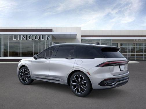 2025 Lincoln Nautilus Reserve
